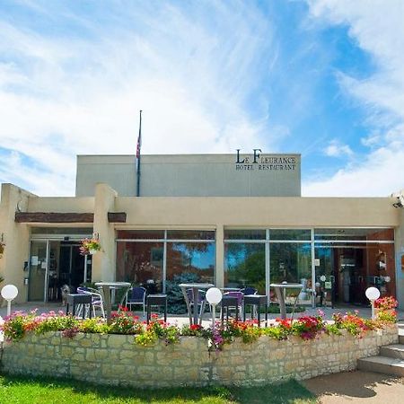 Le Fleurance - NOUVELLE équipe - Groupe LOGIS Hôtels Exterior foto