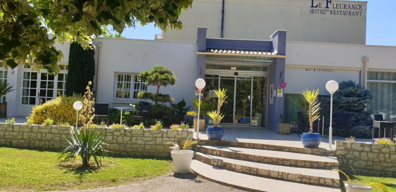 Le Fleurance - NOUVELLE équipe - Groupe LOGIS Hôtels Exterior foto